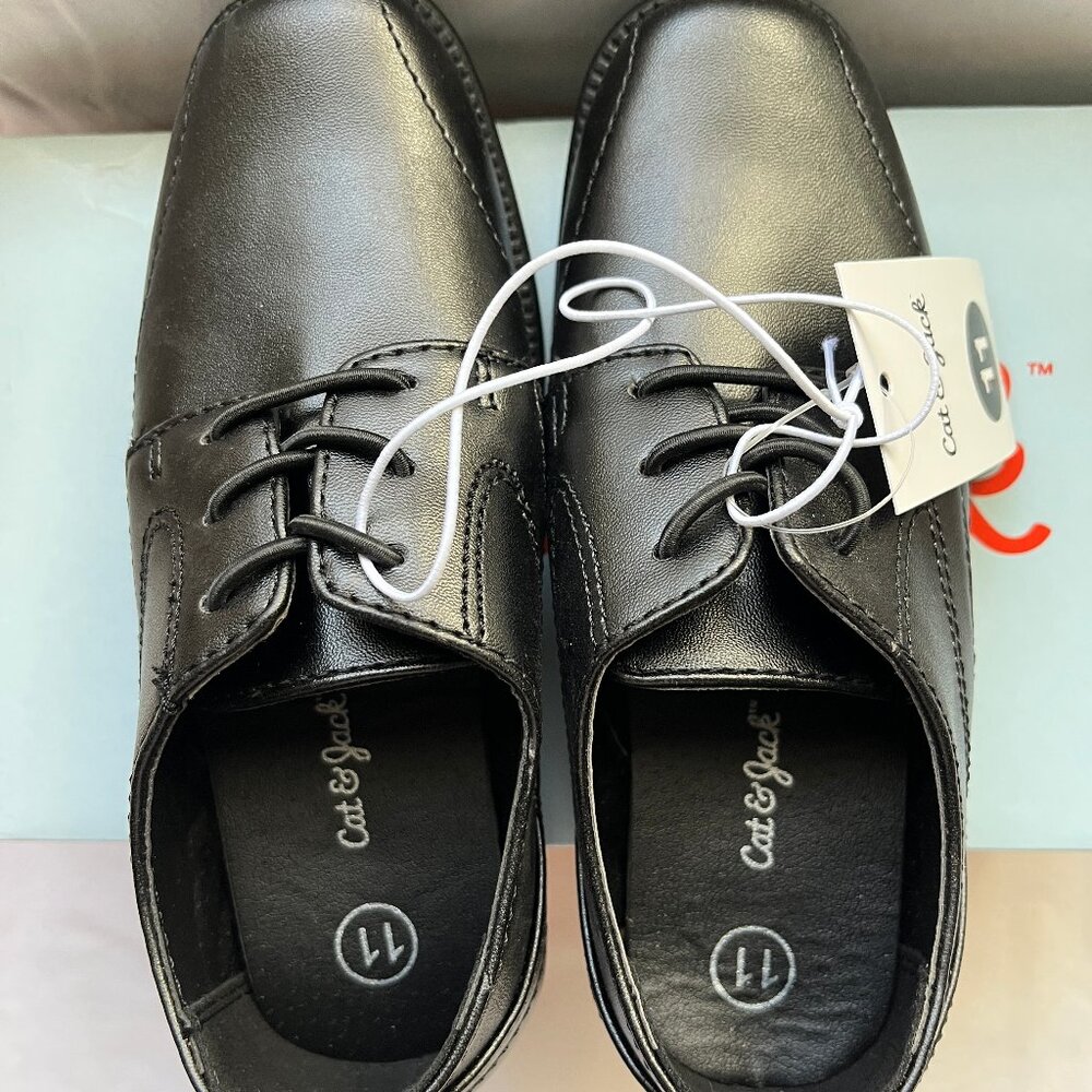 Cat & Jack Kids Black Lace-Up Dress Sneakers